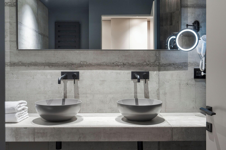 Bathroom 5, Catania Smart Hotel, Catania