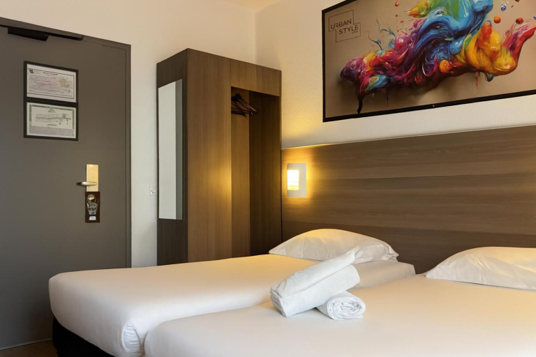 Bedroom 4, Urban Style Cannes Mouans-Sartoux, Alpes-Maritimes
