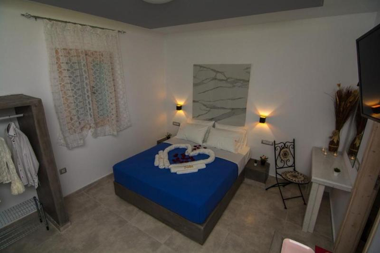 Room 5, Nalu Suites, South Aegean