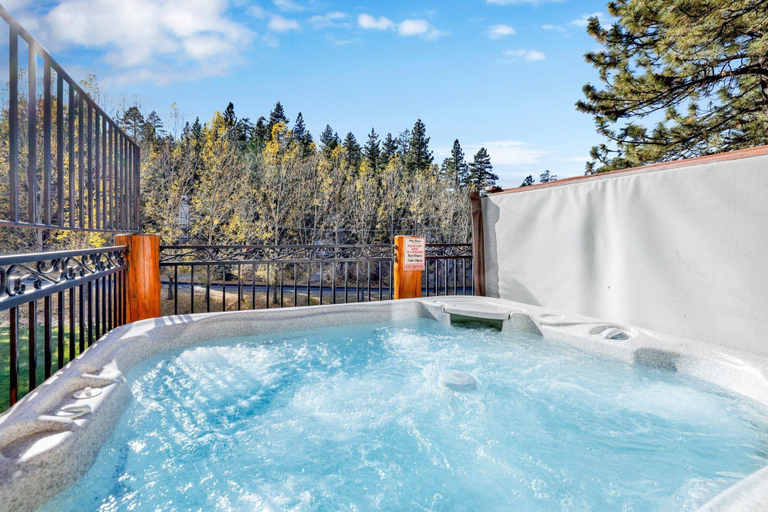 Sport & Beauty 5, Wolf Creek Castle #2202, San Bernardino