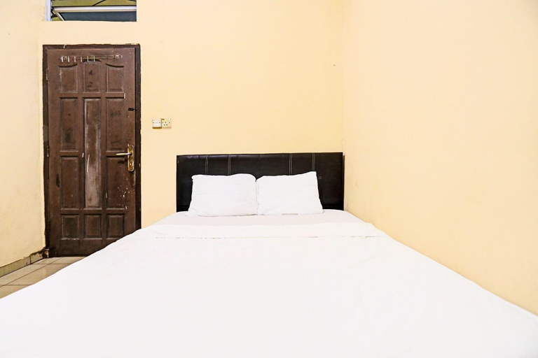 Room 5, Hotel O Ririn Homestay, Batam