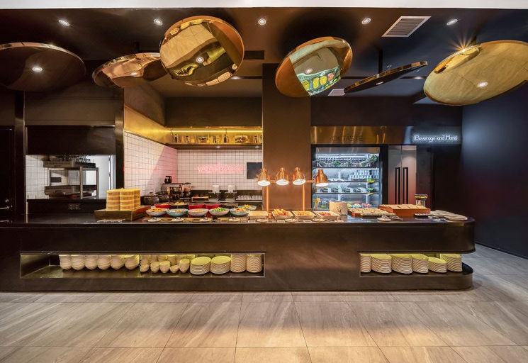 Food & Drinks 4, Jinglai Hotel · Light Luxury (Shanghai Bund Joy City Branch) , Shanghai