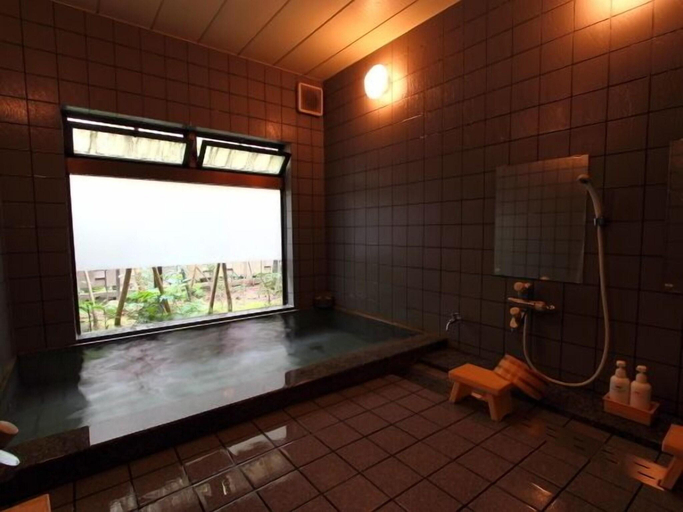 Bathroom, Okesho Ryokan, Toyooka