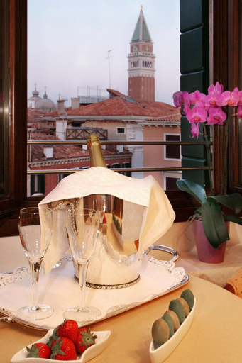 Others 5, Residence Corte Grimani, Venezia