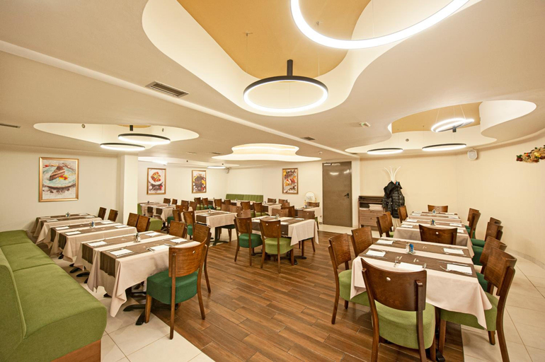 Food & Drinks 4, Hotel Kraljevi Aardaci, Raška