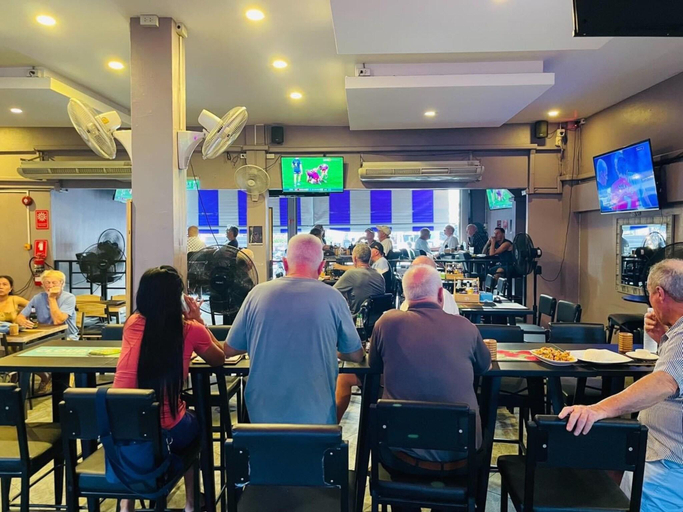 Food & Drinks 4, The Sports Lounge, Pattaya