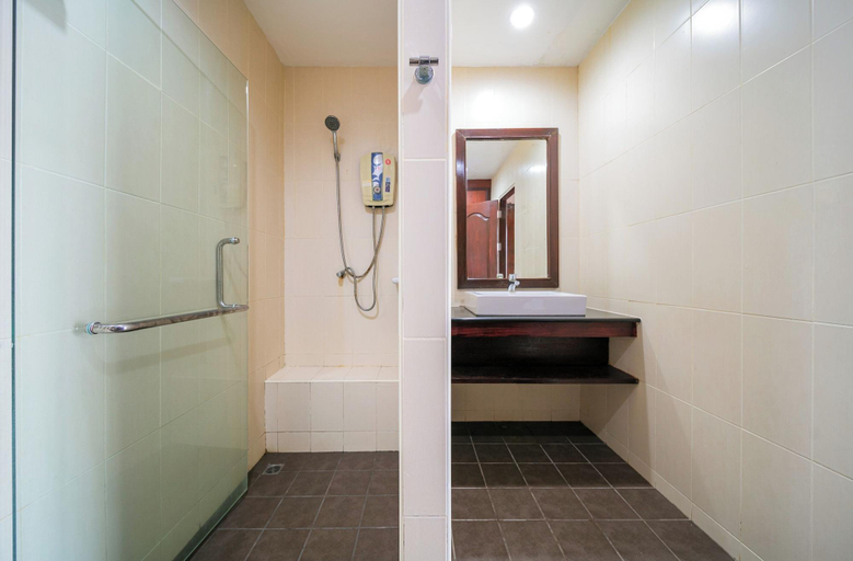 Bathroom 4, Ebs Hostel Phuket, Phuket Island