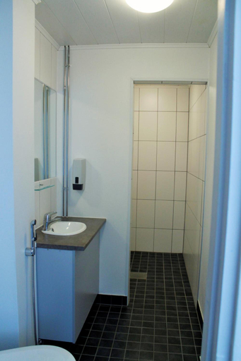 Bathroom 3, Hotel Turistihovi, Kymenlaakso