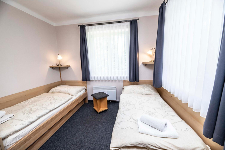 Bedroom 3, Parkhotel Skalnv M Osto, Jičín