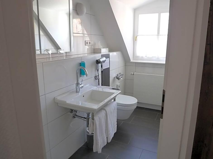 Bathroom 4, Hohes Haus, Aurich