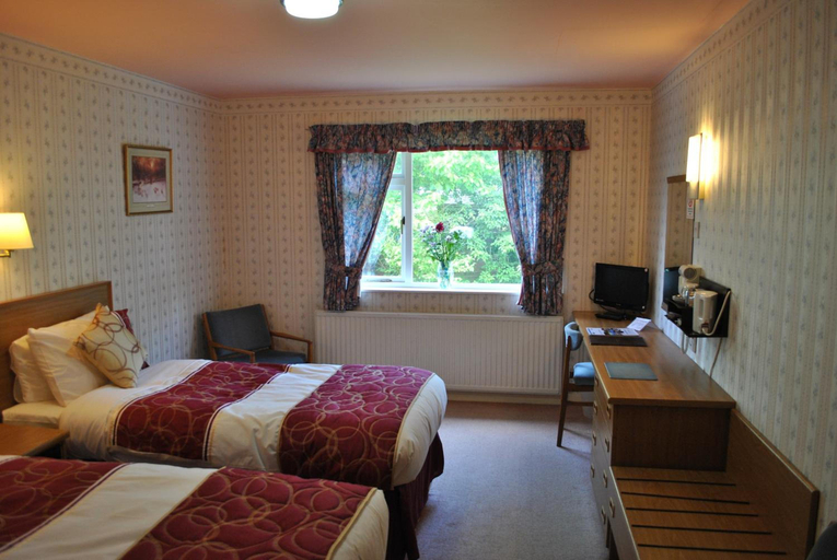 Bedroom 2, Willowbank Hotel, North Ayrshire