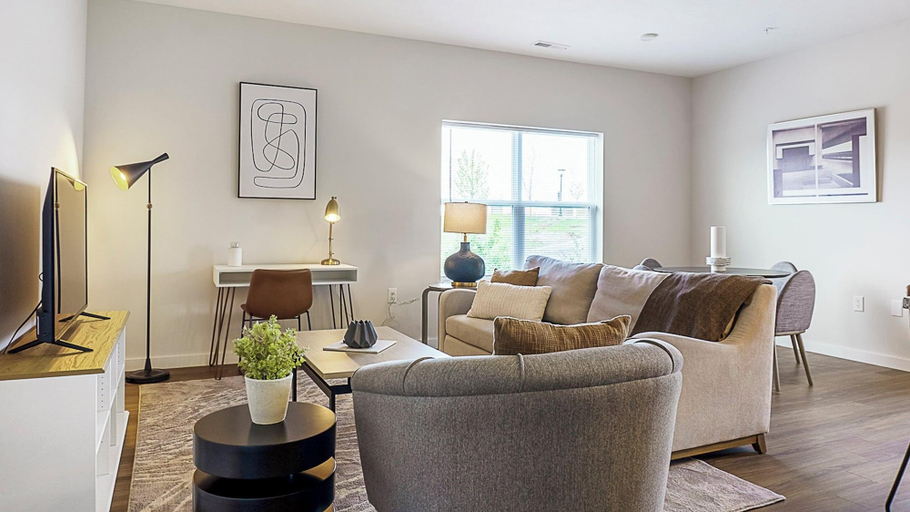 Room 4, The Landing Apartments By Barsala, Hendricks