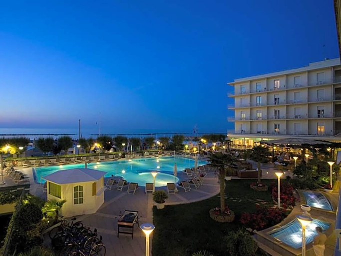 Exterior & Views, Hotel Miramare, Pesaro E Urbino