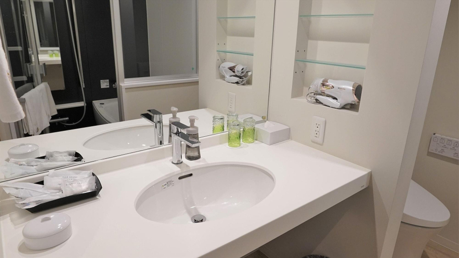 Bathroom 5, Hotel SeaBreeze Coral, Miyakojima