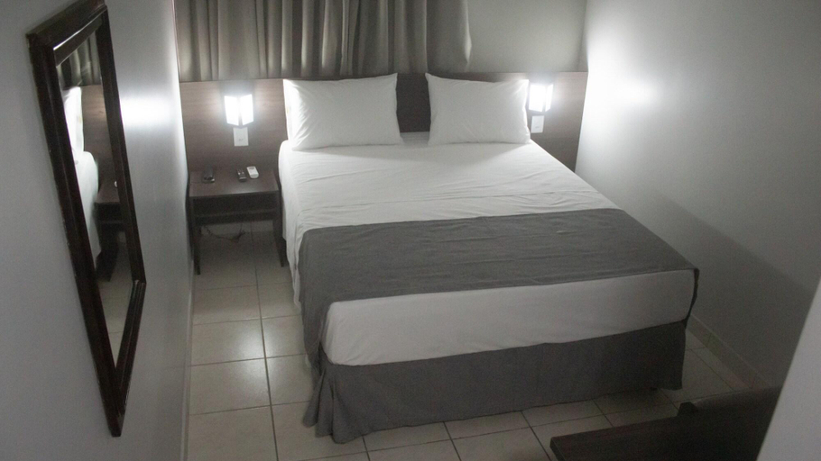 Room 4, Essa Ncia Hotel Francisco Beltra O, Francisco Beltrão