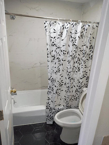 Bathroom 3, Bel Air Motor Lodge, Burlington