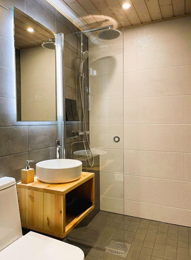 Bathroom 4, Beach Hotel Santalahti, Kymenlaakso