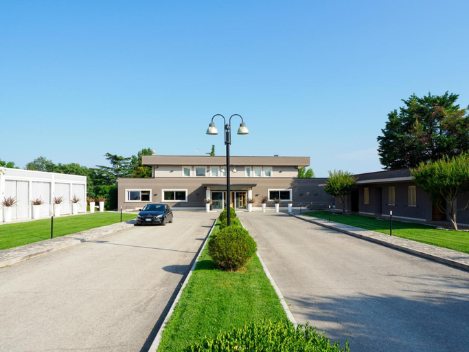 Exterior & Views 2, Hotel Altamira, Chieti