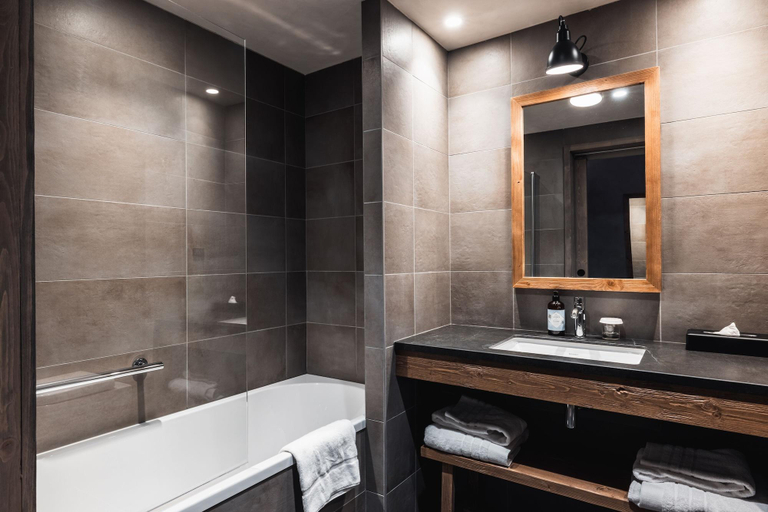 Bathroom 4, Hotel de la Roche, Savoie