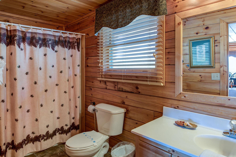 Bathroom 4, Aspen's Envy by Vtrips, Sevier