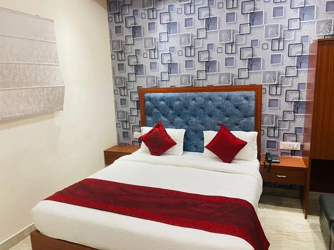 Bedroom 2, New SV Grand Hotel, Varanasi