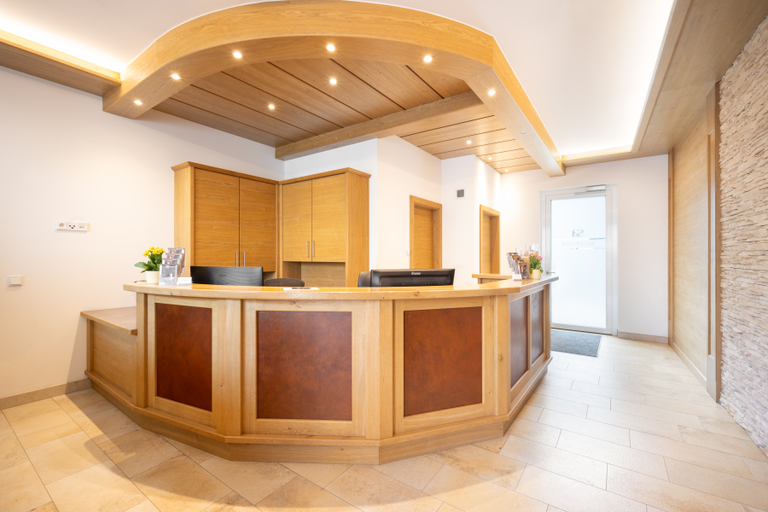 Lobby 3, Snooze Apartments Holzkirchen, Miesbach