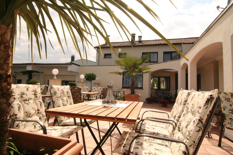 Exterior & Views 2, Landhotel Bergischer Hof Gmbh Marialinden, Rheinisch-Bergischer Kreis