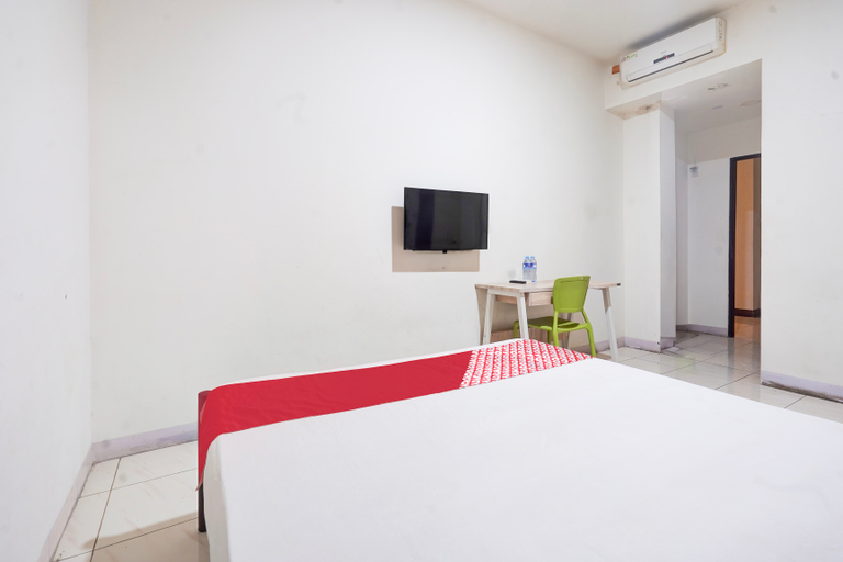 Room 4, Hotel O Rappocini Near Rsia Paramount, Makassar