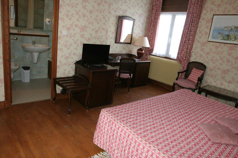 Bedroom 2, Hotel Royal Albion, Seine-Maritime