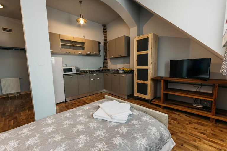 Bedroom 2, Yellowboot Aparthotel, Sibiu