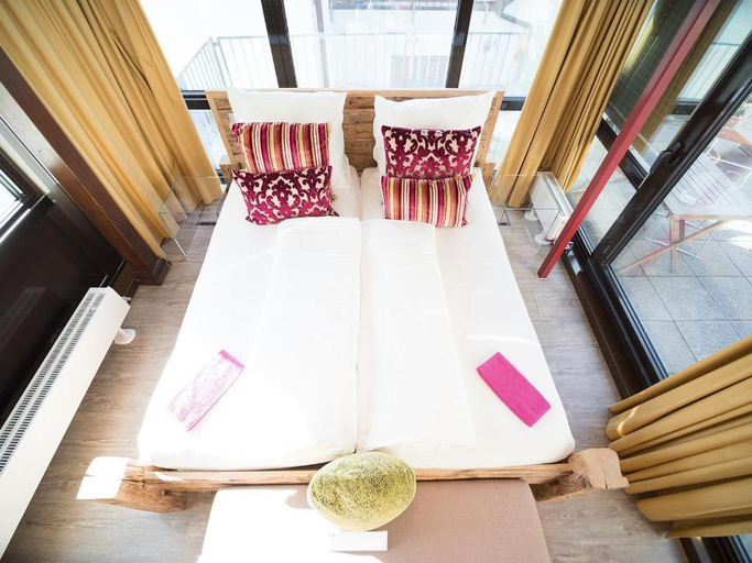 Bedroom 4, Hotel Restaurant Krehl S Linde, Stuttgart