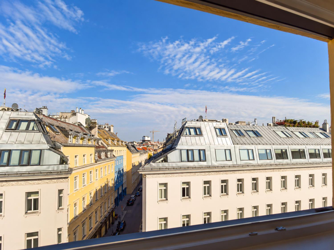 Others 5, Cozy Studio Apartment near Naschmarkt & U4 Metro, Wien
