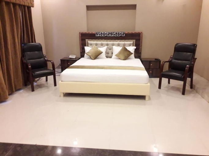 Bedroom 3, Hotel Days Inn Two, Lahore