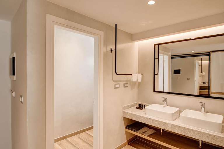 Bathroom 3, Alboro Seaside Suites, Epirus