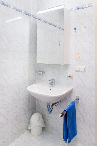 Bathroom 4, Residenz Donaucity, Wien