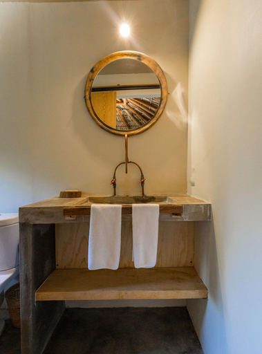 Bathroom 3, Raíz Hotel Boutique, Dist. Pochutla