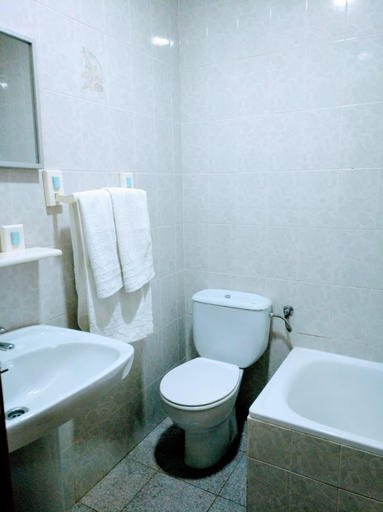 Bathroom 3, Pensia N Cuadrado, Almería