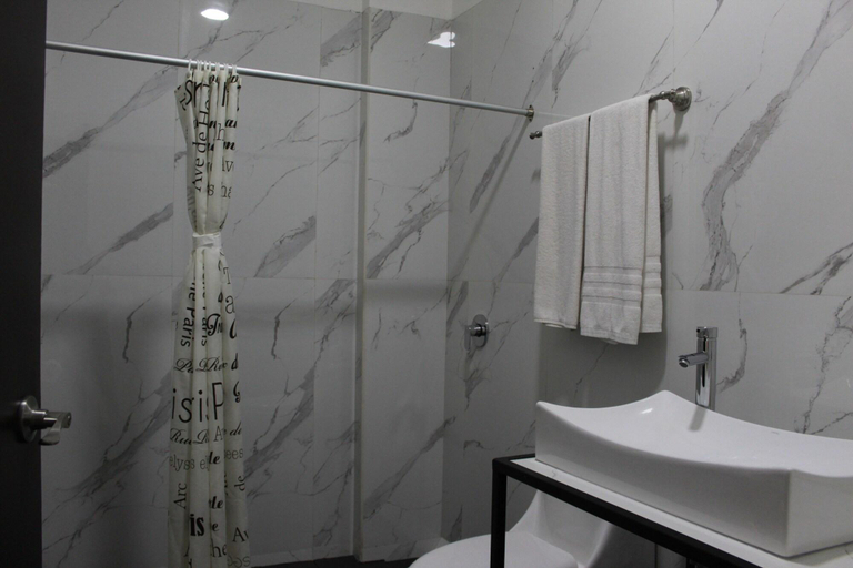 Bathroom 3, Sunlight Hotel, Benito Juárez