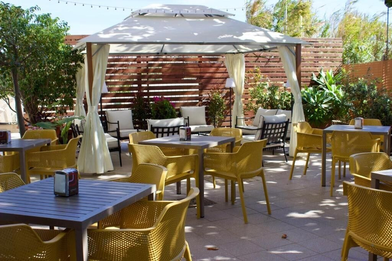 Food & Drinks 5, KRINO' HOTEL&CAFE', Syracuse