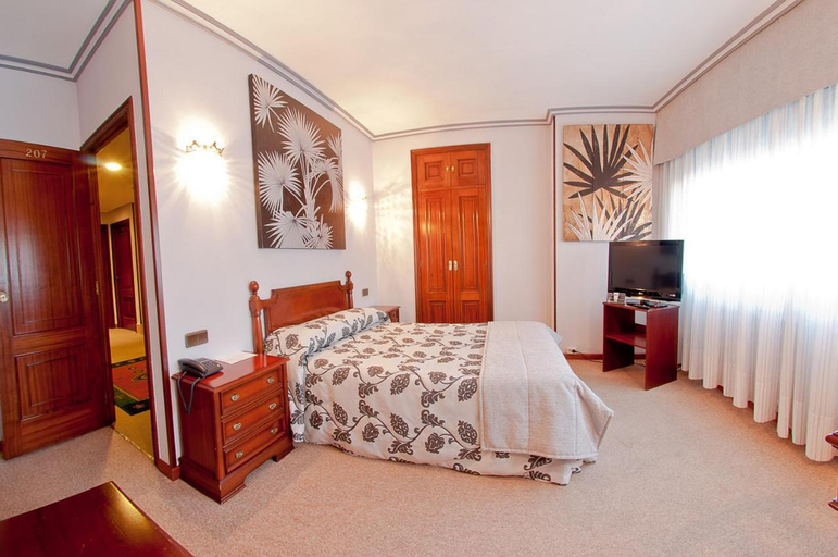 Bedroom 5, Hotel Don Pepe, Pontevedra