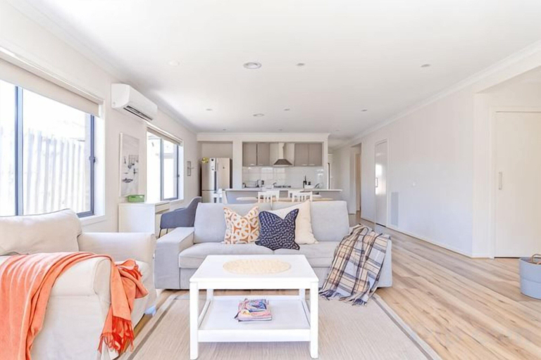 Living area 5, Modern Clyde House Smart TVDryer, Casey - South
