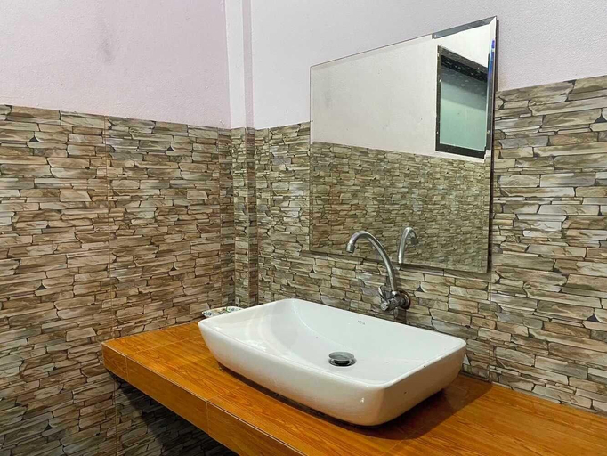 Room 2, Oyo 75524 Sk Resort, Nua Khlong