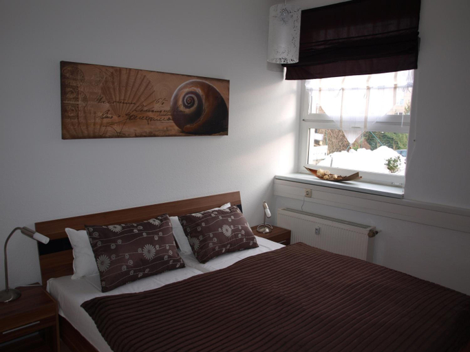 Bedroom 3, Hotel Am Schv Tzenberg, Gotha