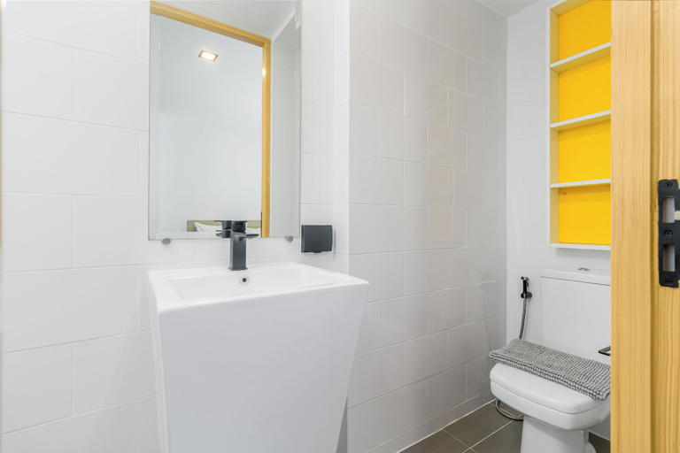 Bathroom 4, NaiHarn Duplex with Pool View UTL A310, Phuket Island