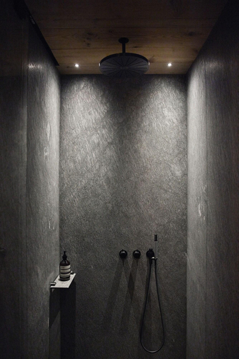 Bathroom 4, Berghuus Radons Gastro AG, Albula
