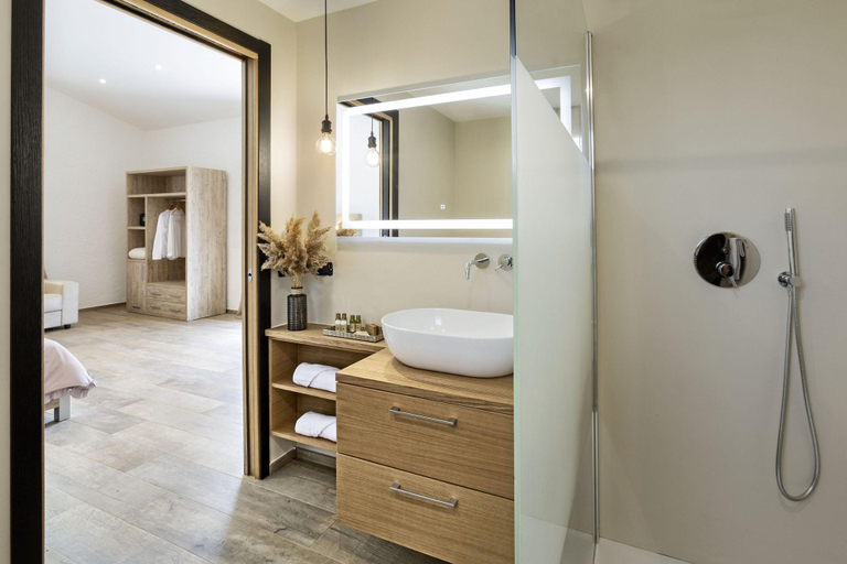 Bathroom 5, Uddastri Retreat, Olbia-Tempio
