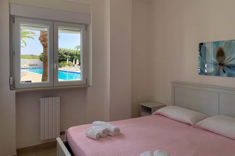 Bedroom 1, Bluebay Residence Resort, Taranto