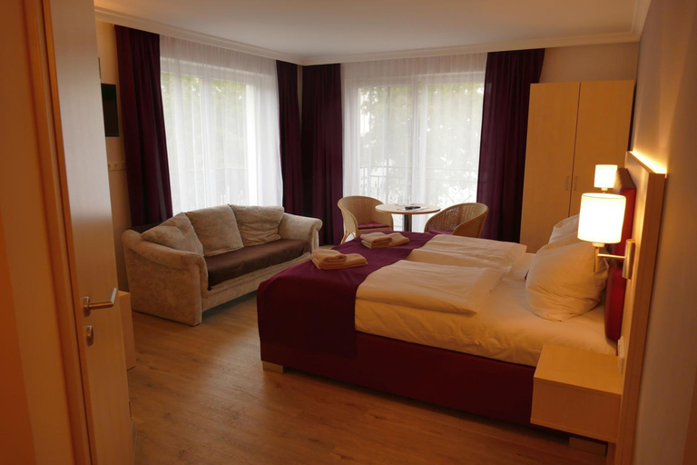 Bedroom 2, Seehotel Bad Kleinen, Nordwestmecklenburg