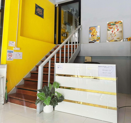 Lobby 3, Oyo 75465 Lucky Hoste, Huai Kwang