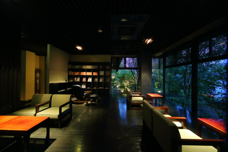 Public Area, Tetsuka Ryokan, Satsuma